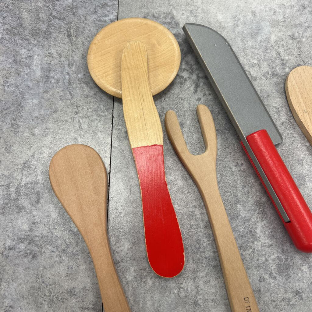 WOODEN COOKING TOOLS