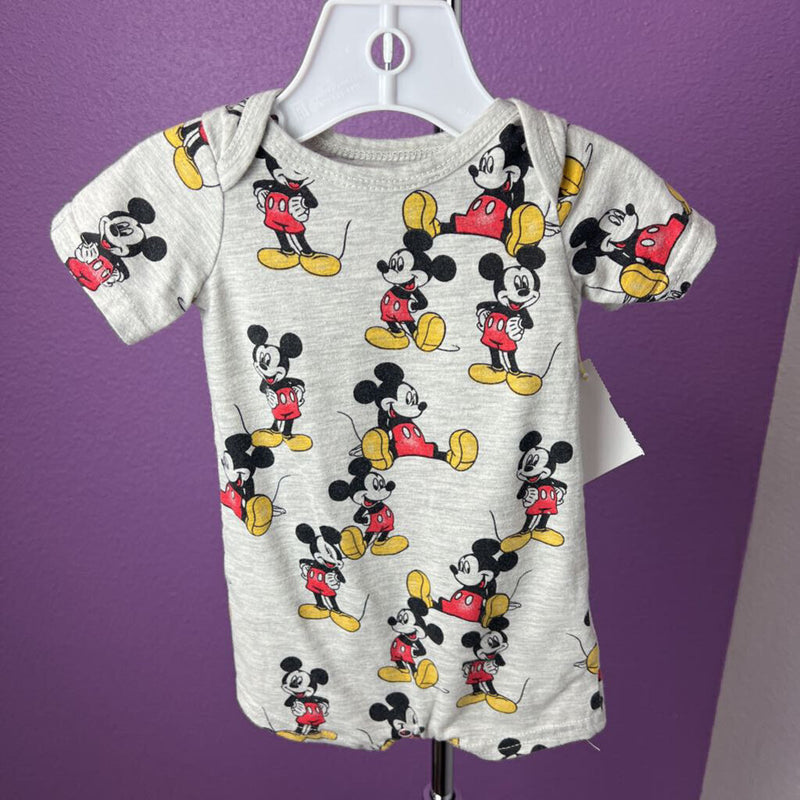 MICKEY MOUSE - OUTFIT